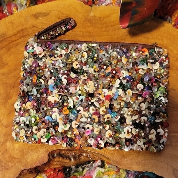 New 3 Set Gift Bundle- Sequin Wallet, Pink & Clear Keychain, Strawberry Lip Balm - Picture 2 of 13